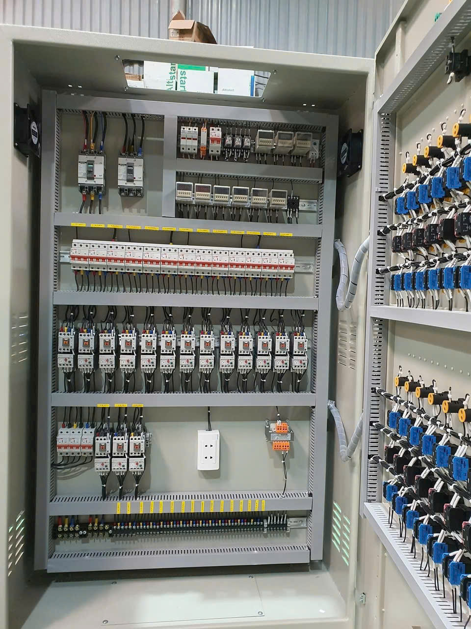 Tủ xử lý nước thải